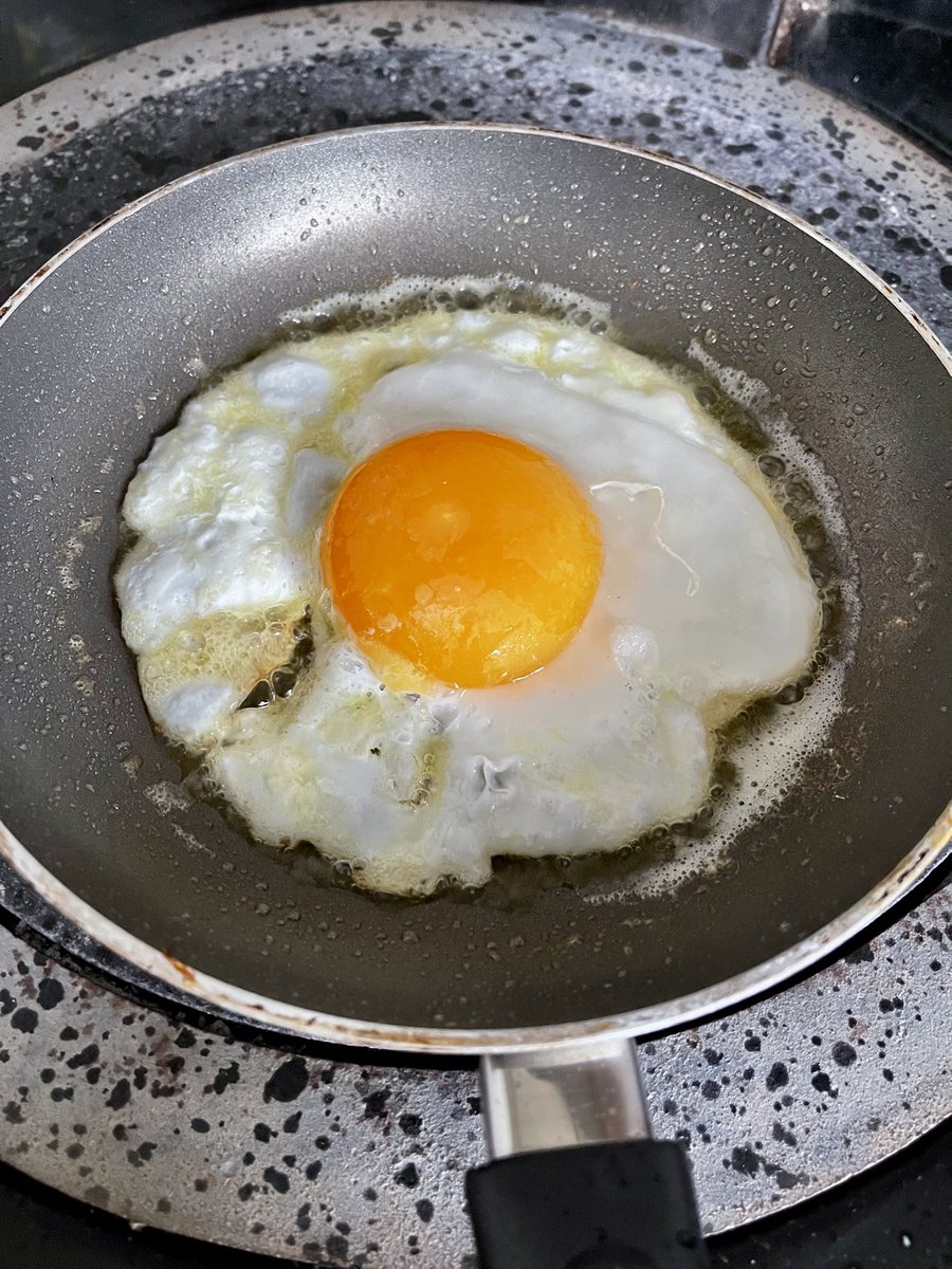 AngelikaHTCG's tweet image. Busy day … #GooseEgg for #breakfast 😋 perfect sustenance 🥚 🍳 💛