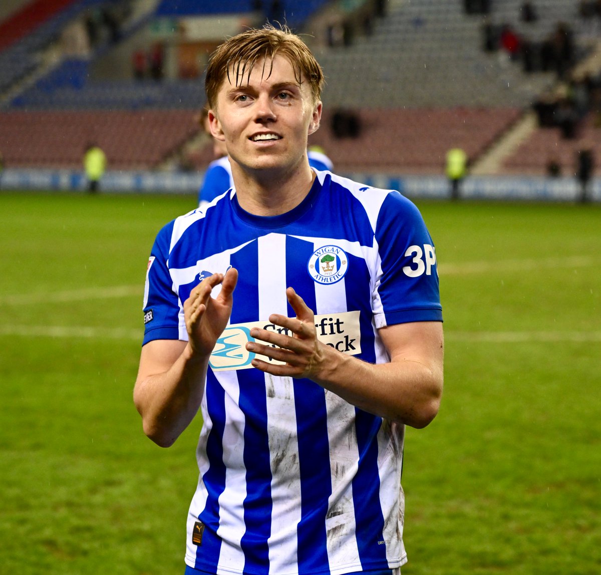 LaticsOfficial's tweet photo. Another victory achieved, all together. 🫶

#wafc https://t.co/OJEXFnU9vt