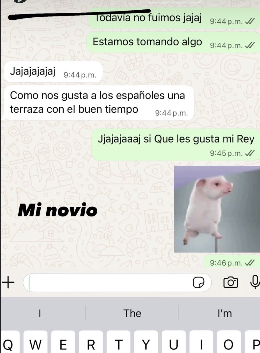 Silvio con moñito 🎀 tweet media