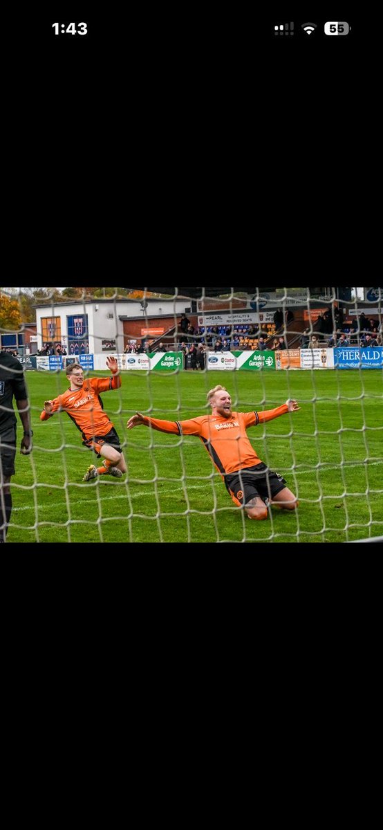 CallumBright16's tweet photo. A season very different to what I’m used to , but one of the most memorable seasons I’ve had as a player 🧡next season we go for the lot 🙌 #upthebilo https://t.co/Dc9Xo44NXT