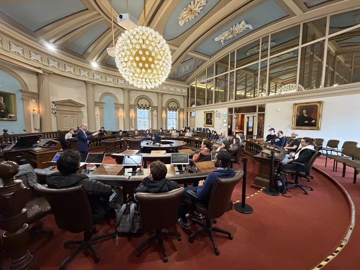 benkuts's tweet photo. Thank you @MayorPaterson for hosting our @QueensEduc BEd Leadership class at the City Hall! Thank you for sharing your leadership insights, experiences, and aspirations for the City of Kingston with the group of future educational leaders! What a memorable field trip for our TCs! https://t.co/OlXTWl71Yt