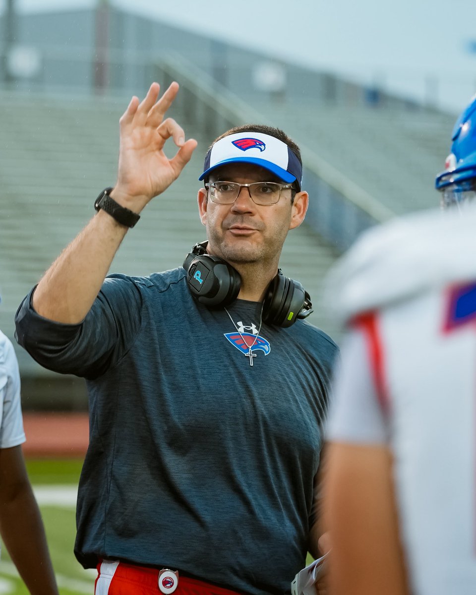 BudaHaysFB's tweet image. Day 3️⃣ 

Spring Camp 2026

#RISE #BudaHaysFootball @coachmarktorres