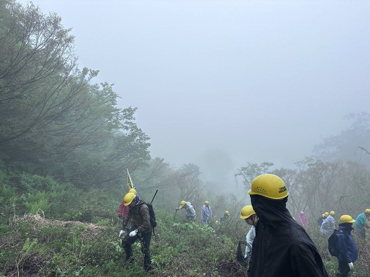 つちのこ探検隊は雨天決行です。
雨具の準備もお願いします。
晴れならば暑さ対策も必要です。