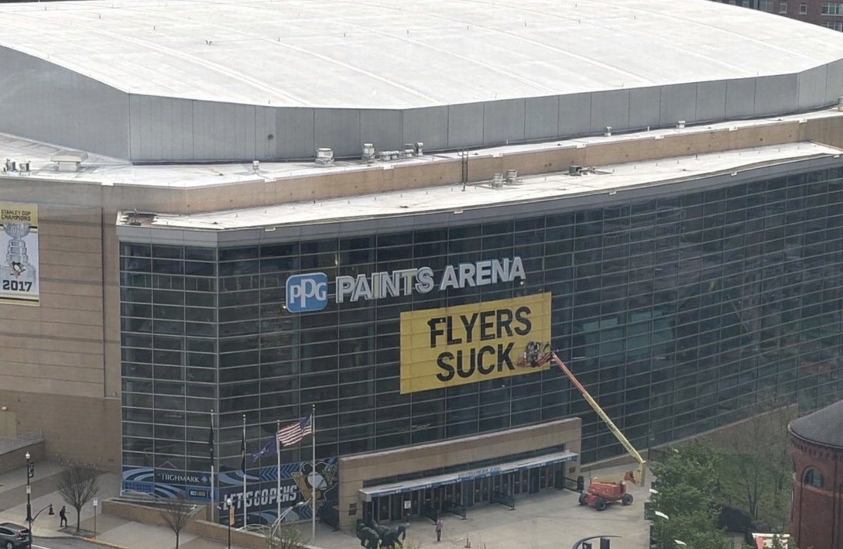 Penguins Jesus tweet media