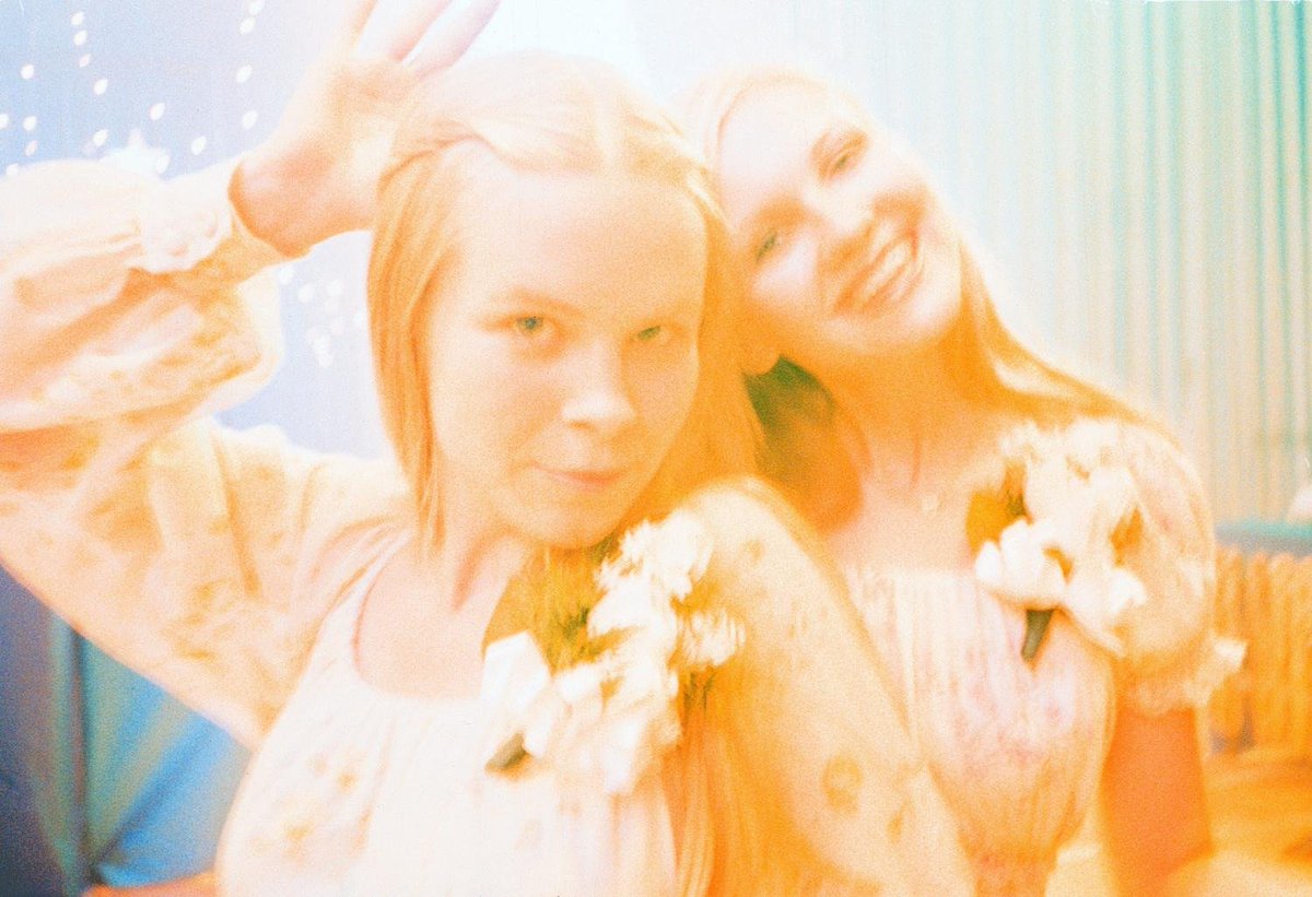 Kirsten Dunst Updates tweet media