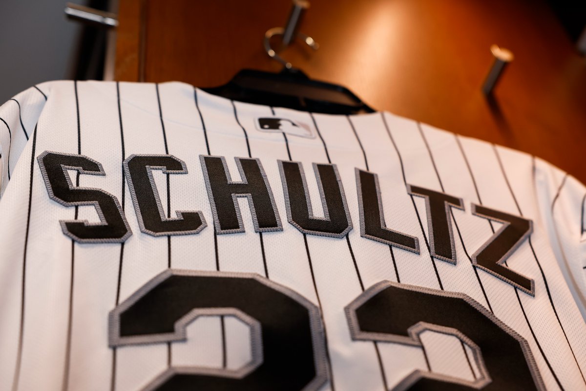 whitesox's tweet photo. No. 2️⃣2️⃣ https://t.co/R4CPD8pLTs