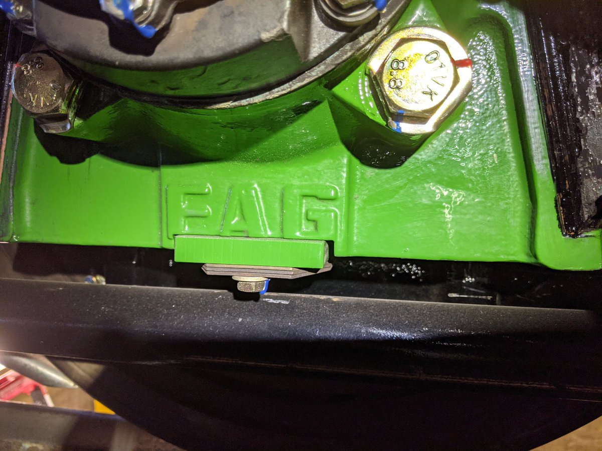 claws (5'8", 102 IQ) tweet media