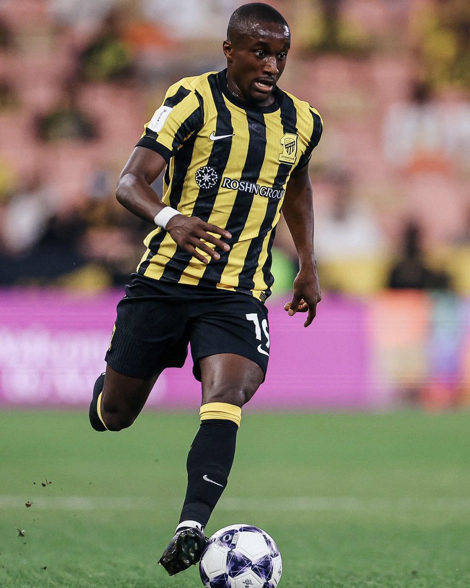 Moussa Diaby tweet media