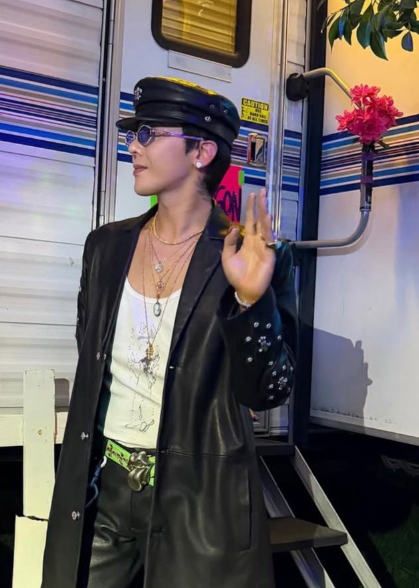 りりな(⁠ʘ⁠ᴗ⁠ʘ⁠✿⁠)Hint of Spring tweet media