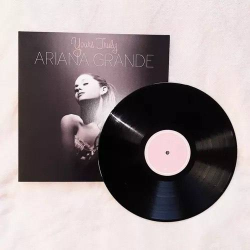 FEIRINHA DO VINIL tweet media