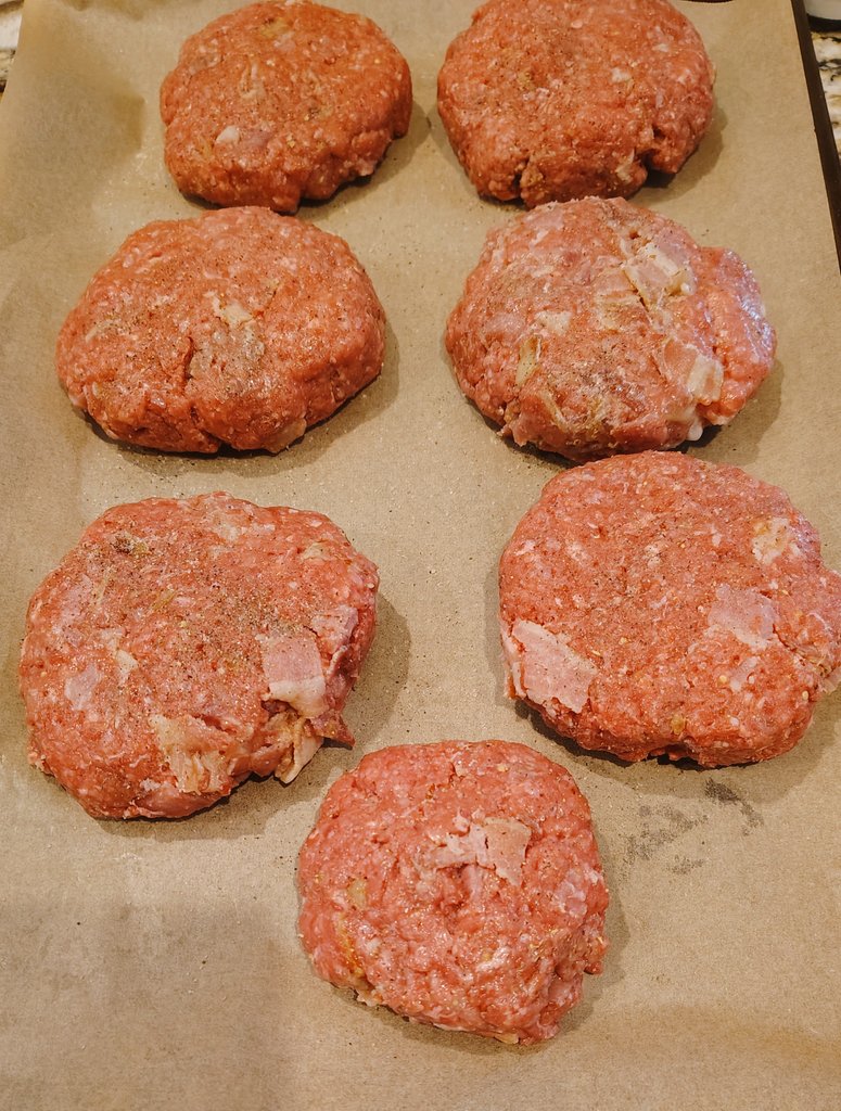 ☯️TheBassPlayer❤️🔥 tweet media