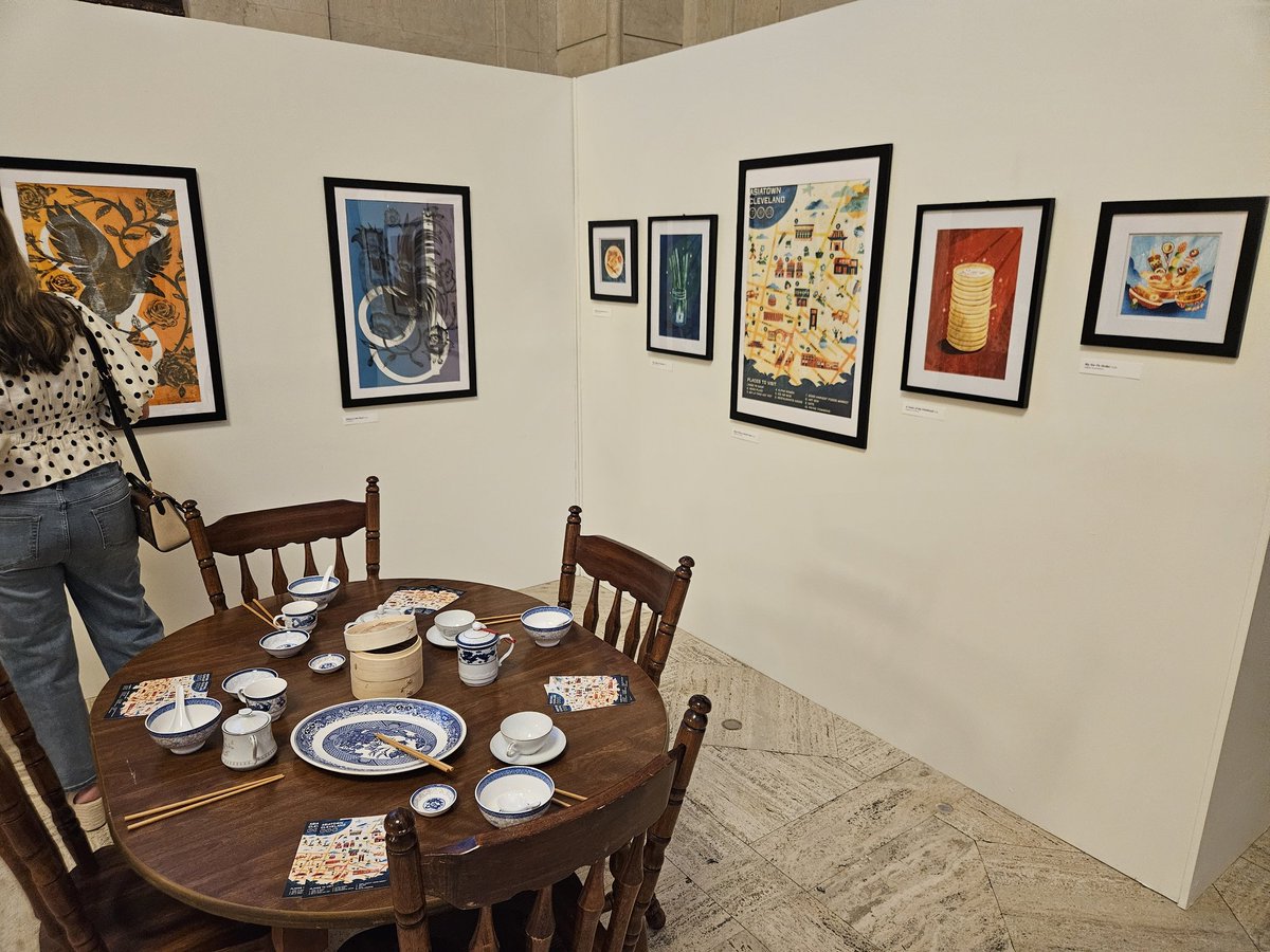 EricGordon_CEO's tweet image. I'm honored to serve as the president of the @ClevePubLibFdn
 Thanks to everyone who joined us at @Cleveland_PL tonight for Our Common Table, blending food, art, and literacy with the book Bite by Bite! Want more? Become a #LibraryLoyalist today! cpl.org/foundation/don…