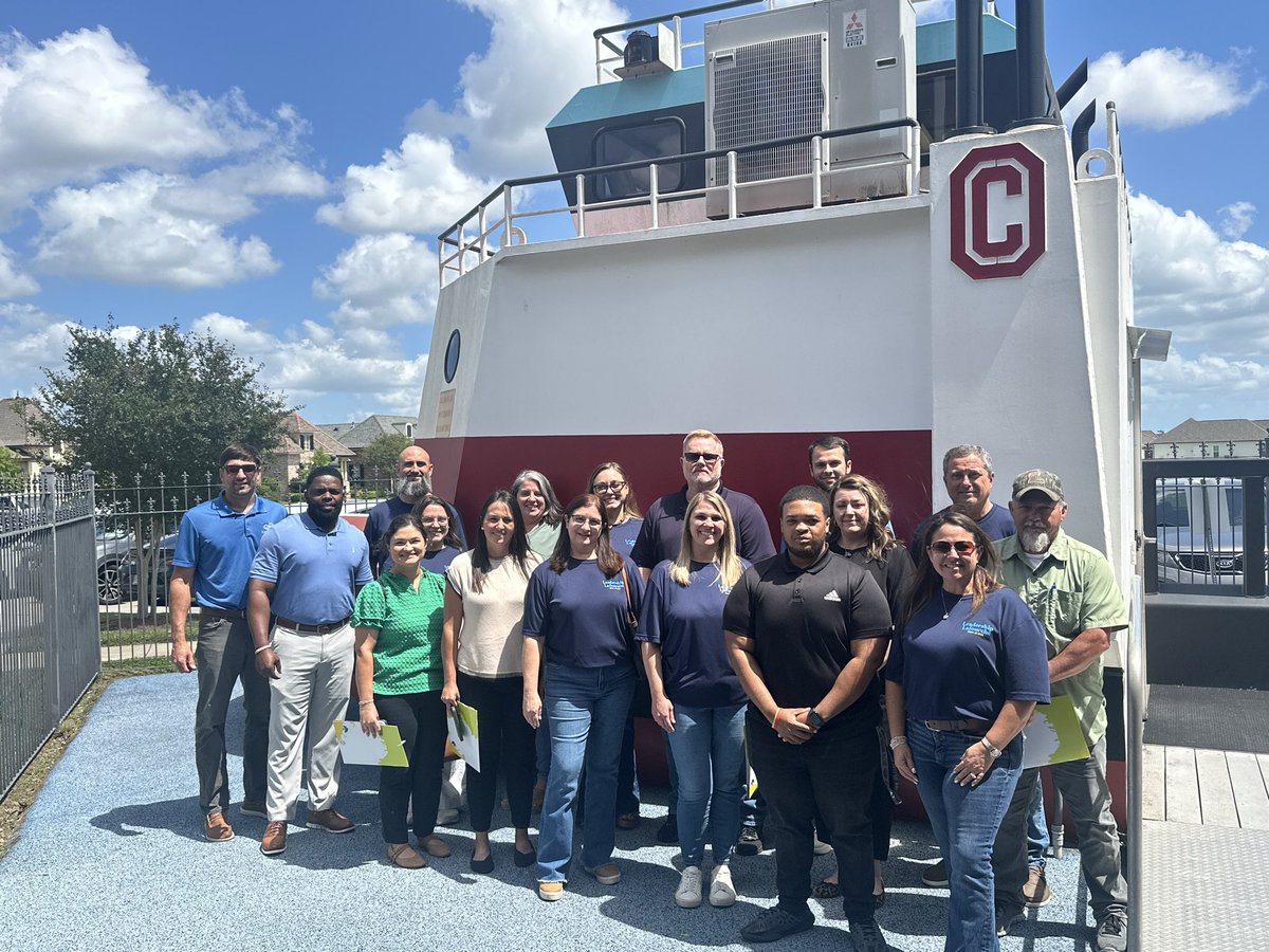LeadLafourche's tweet photo. We had an insightful day diving deep into the heartbeat of our parish! Our Leadership Lafourche class spent this session exploring the local Healthcare landscape at @thibodauxreg Health System and the Bayou Country Children's Museum. https://t.co/bPnWJcSKFU