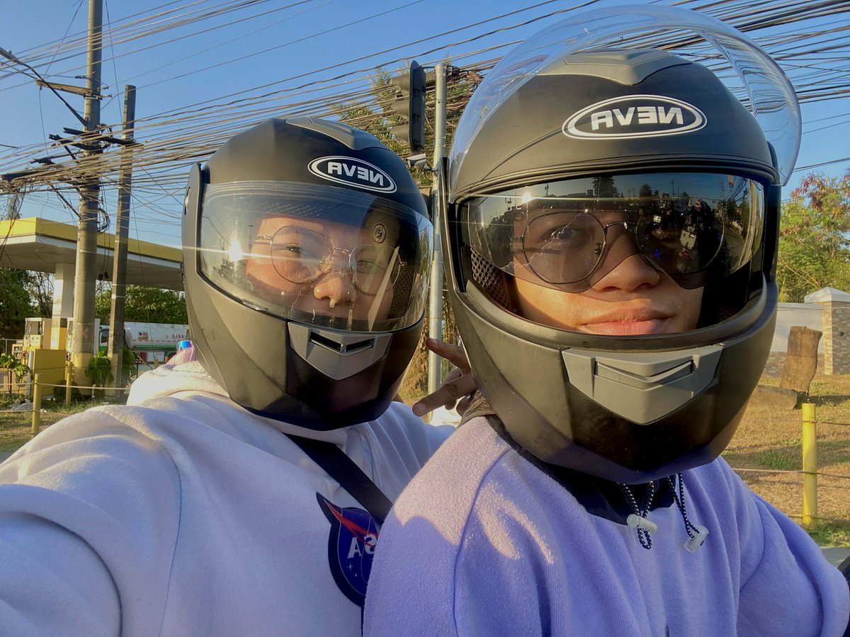 tianaaaaa01's tweet photo. 3 amazing years with youuu and still counting💟 https://t.co/cYLPsD9eNY
