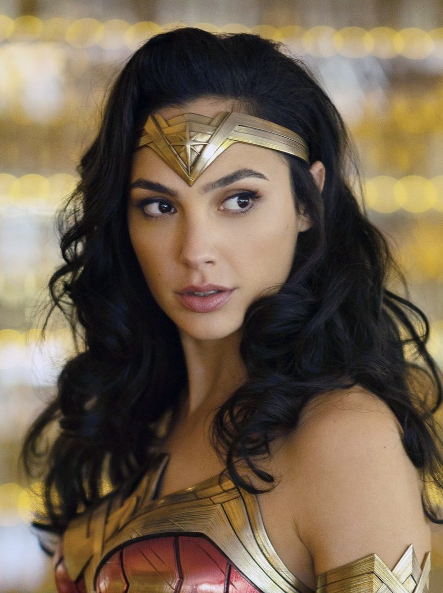 gal gadot daily tweet media