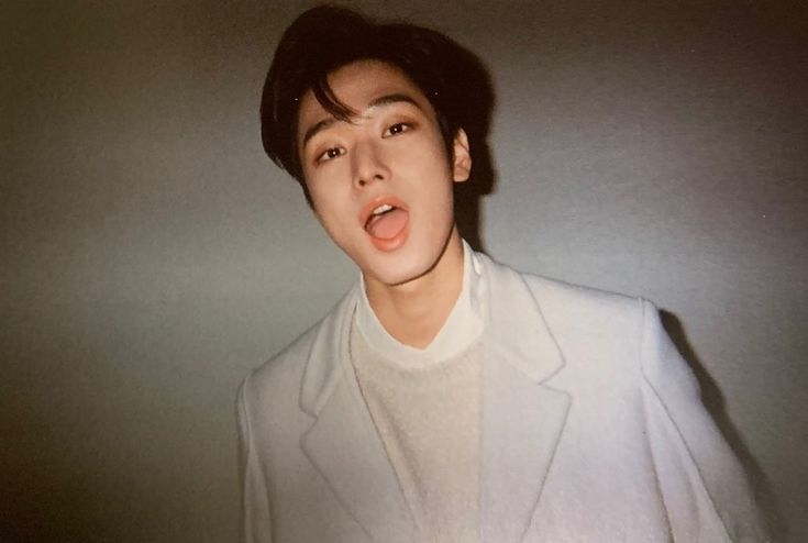 🐱♡~ tweet media