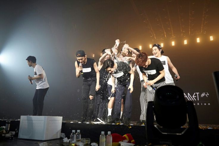 rammaPKEXOL's tweet photo. If you follow me, I remind you that I am an extremist Ot9 EXOL and an extremist Chanbaek lover, which means I'm a Cbkist. Before you send me a message or criticize me, please read my bio and verify my full name. Then, argue with me. https://t.co/g0VXJJWKXW