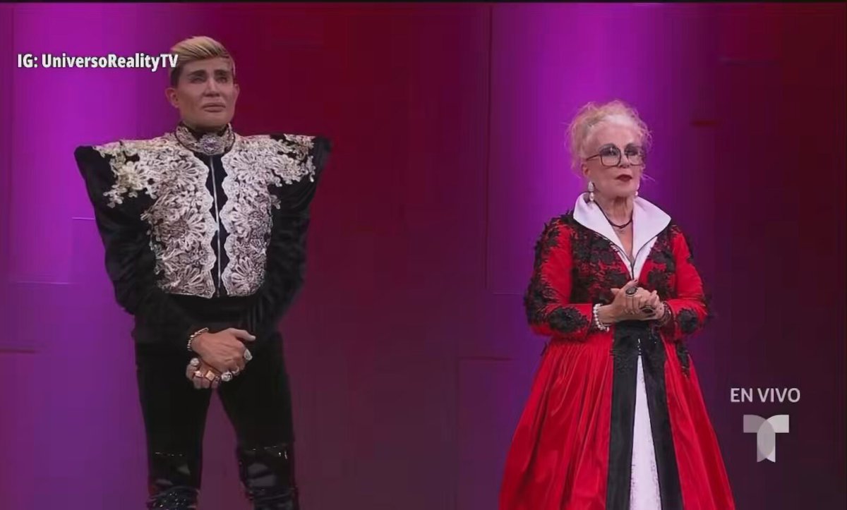 Finalmente sale Laura Zapata, una de las participantes más polémicas de La Casa de los Famosos, un reality que ha sido muy criticado. 
#LauraZapata #LaCasaDeLosFamosos #LCDLF #Reality #Famosos #Viral #Trending #YouTubeLatino #elmundocondavid