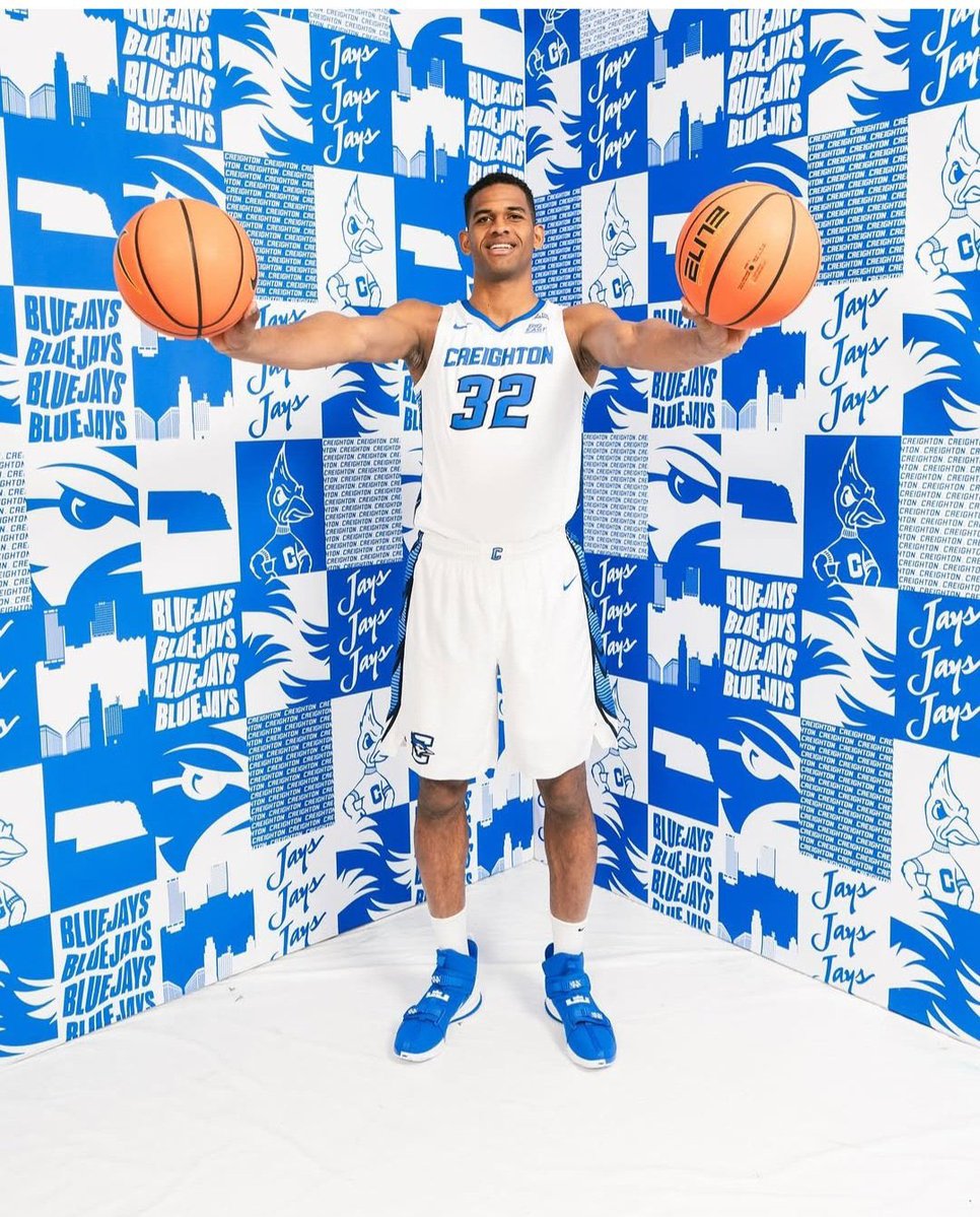 CreighTakes's tweet image. BREAKING: 7’2 BIG MAN Wesly Rosa has officially COMMITTED to CREIGHTON🔵⚪️

Jays have huge depth down low. JUMP ON THE HUSS BUS🚌