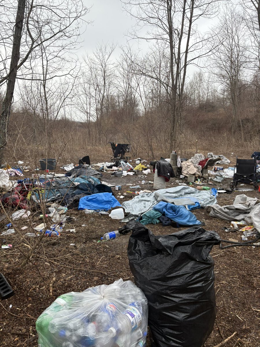 pwa1776's tweet image. So let me get this straight…

As long as Water Street is clean for a few days you know, the part EVERYONE can see then Councilor Courtney Gary-Allen is all set and everything’s “good.”

Never mind the massive mess sitting literally LESS THAN A MILE from her access center.

Out