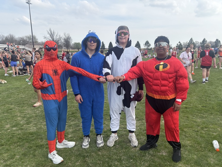 WakefieldTroja1's tweet photo. What's better than a throwers relay? Throwers relay in costume. 

Top 10 picture social has been sent this year. 🏃‍♀️🏃‍♂️💨 https://t.co/W030p2iBKU