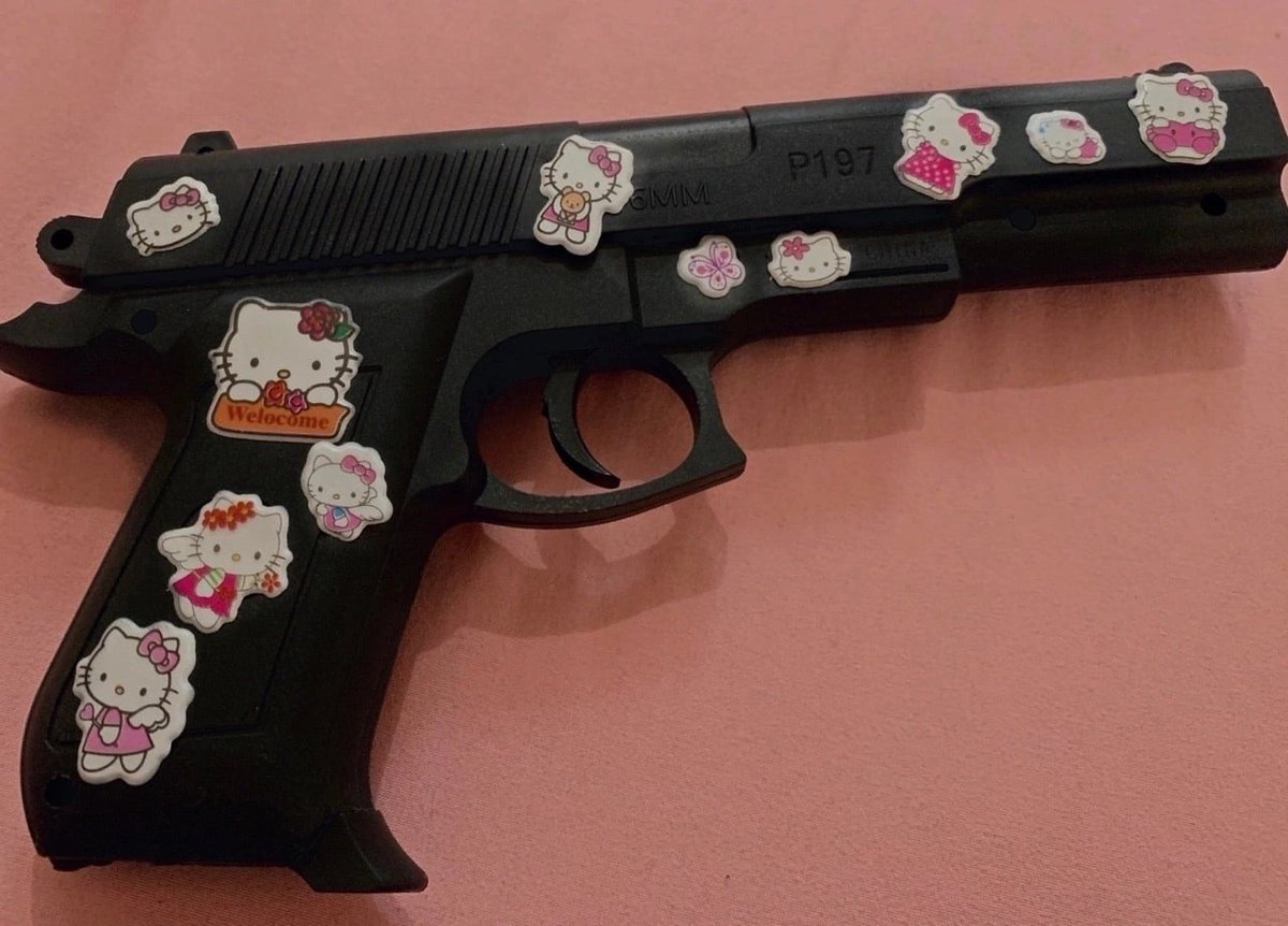 v4mp 𖤐 tweet media