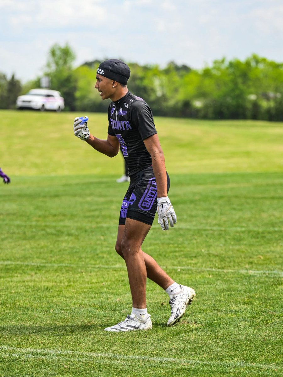 Isaiah_Barker30's tweet photo. @Battle7v7 Nationals in Nashville. Good DB work all tournament. https://t.co/rt55lAG2xJ