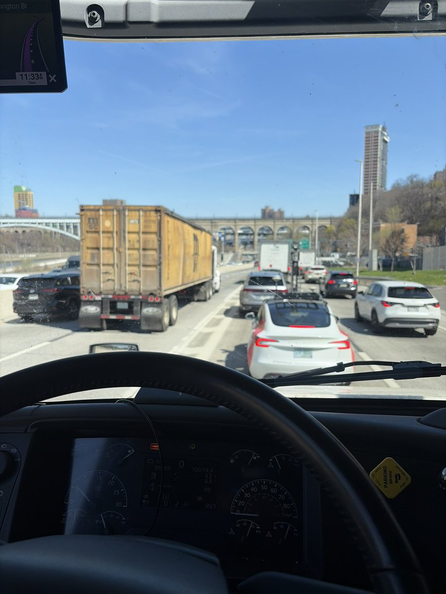 jeffro1302's tweet photo. @BrokenSword29 East coast sucks!!!!! https://t.co/cisJ6BWbks