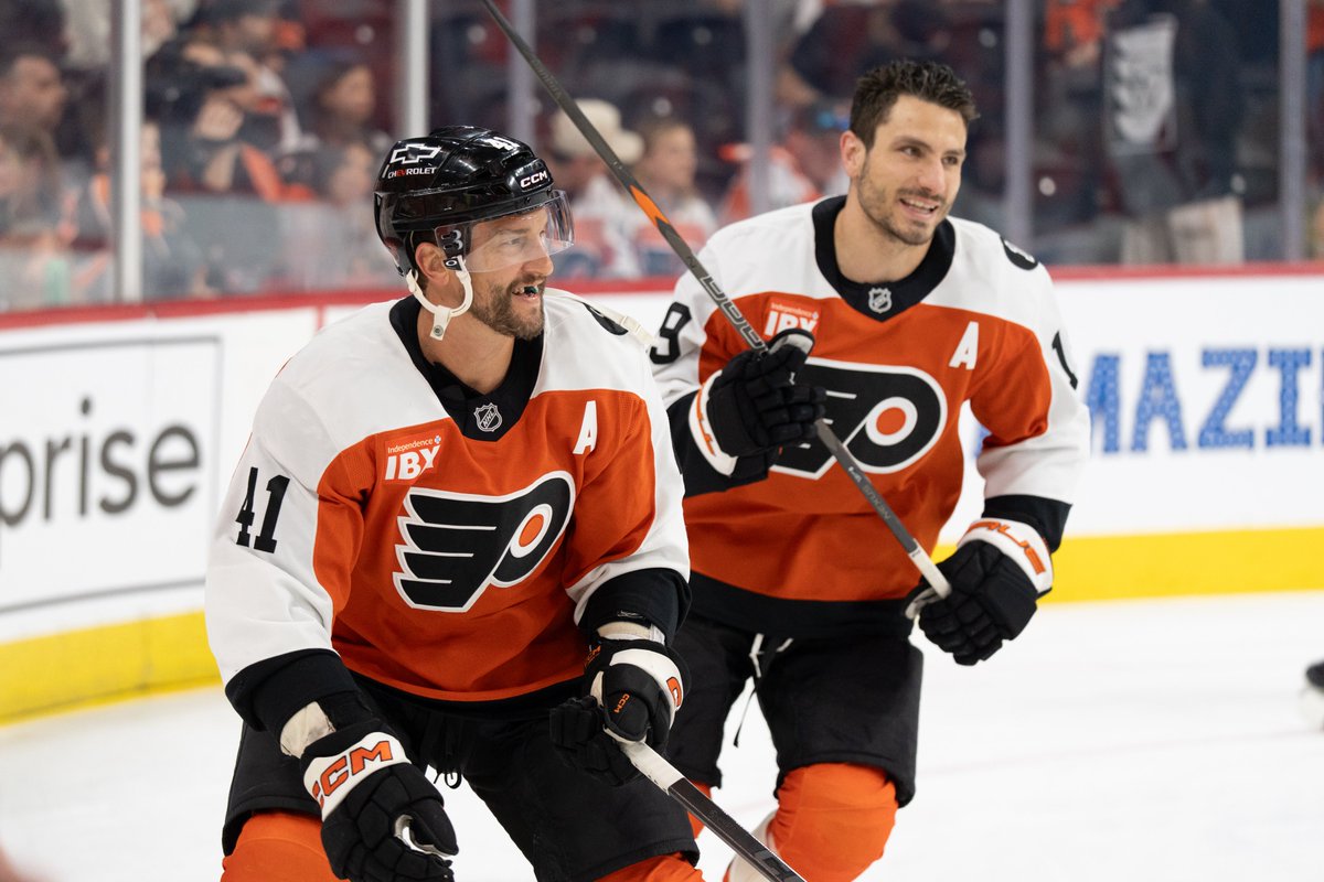 NHLFlyers's tweet image. Some new letters for the vets!