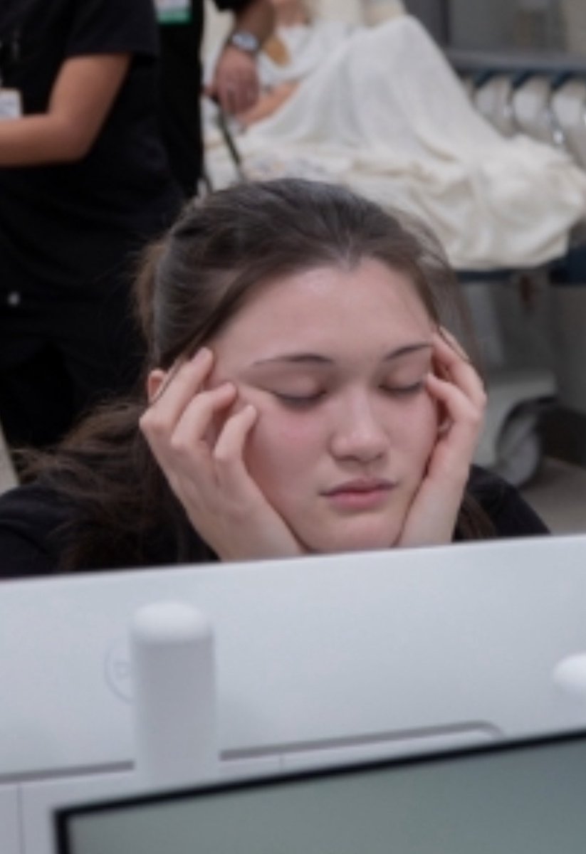 ah-vuh!! tweet media