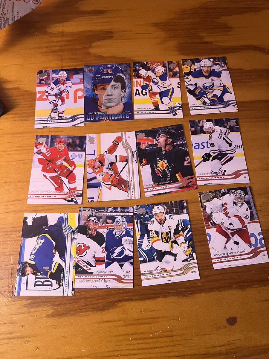 sastieldefender's tweet image. haul of all the cards i got today 😋 dm me if you wanna trade oomfies (usa only tho soz)