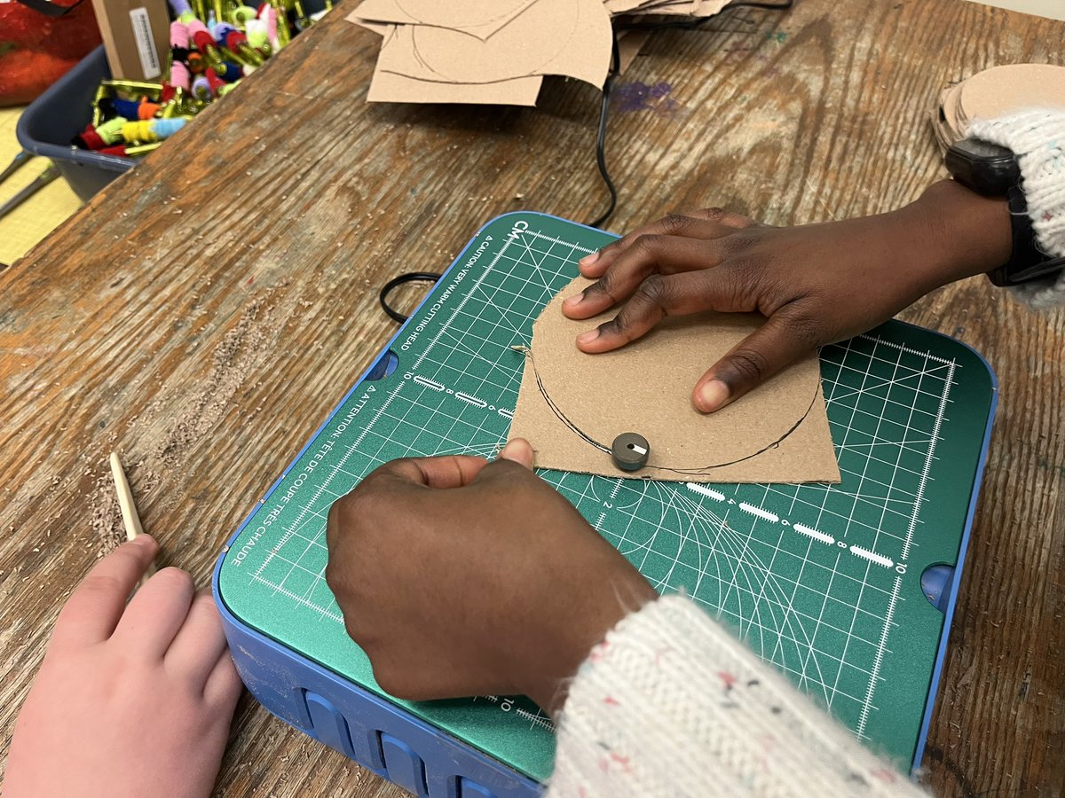 McM_MsT's tweet image. It’s a busy next few days as students are building and piecing together their products &amp;amp; services in prep for Business Day 🤩

#DesignThinking #GlobalCompetencies #mcmbizday #TeachSDGs @McMBusinessDay