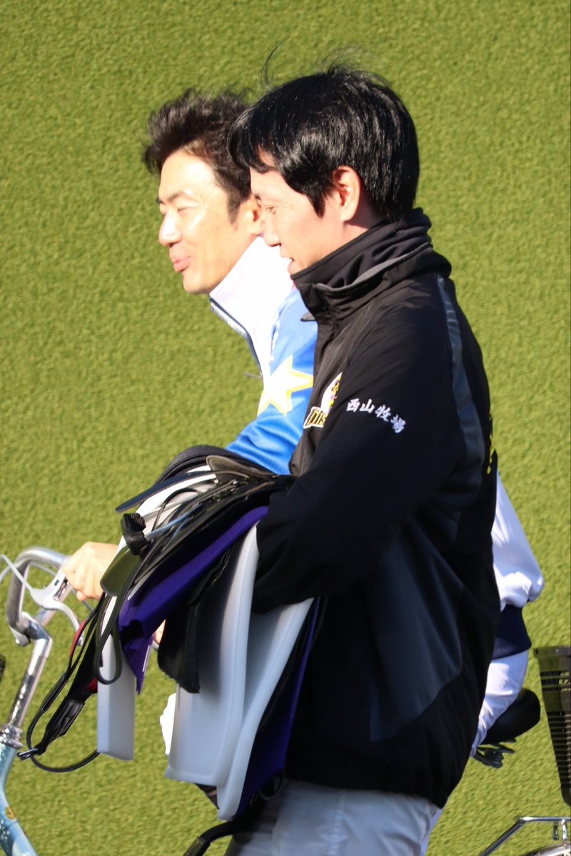 エプソムゆま🏇ダート愛が重馬場🏆🥇 tweet media