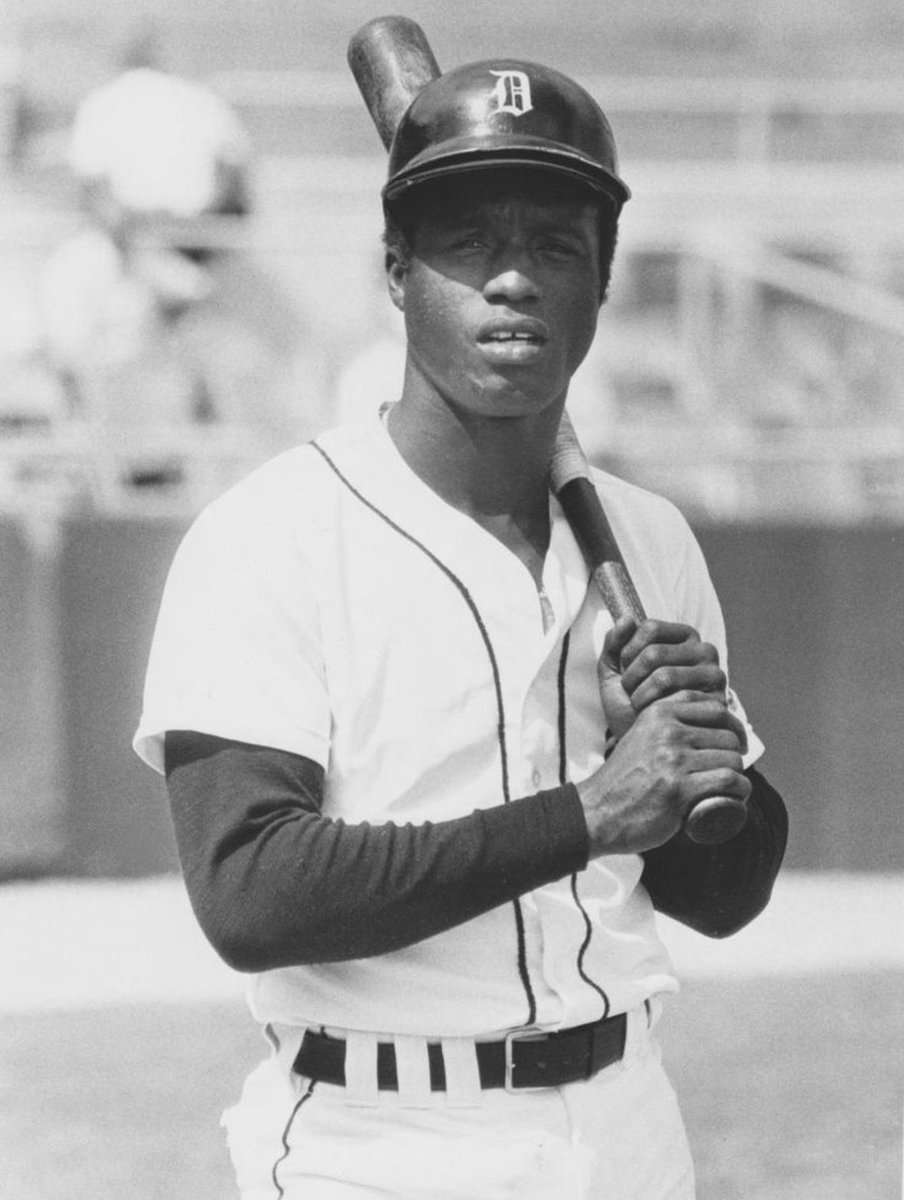 Paul Mayne tweet media