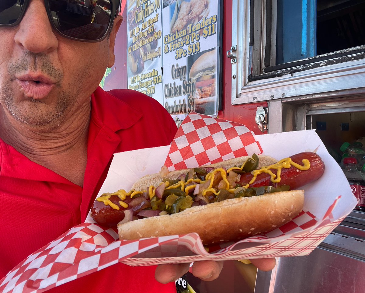 RockStar HotDogs tweet media