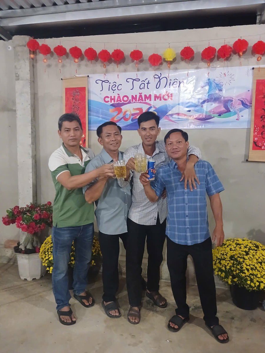 thích trung niên tweet media