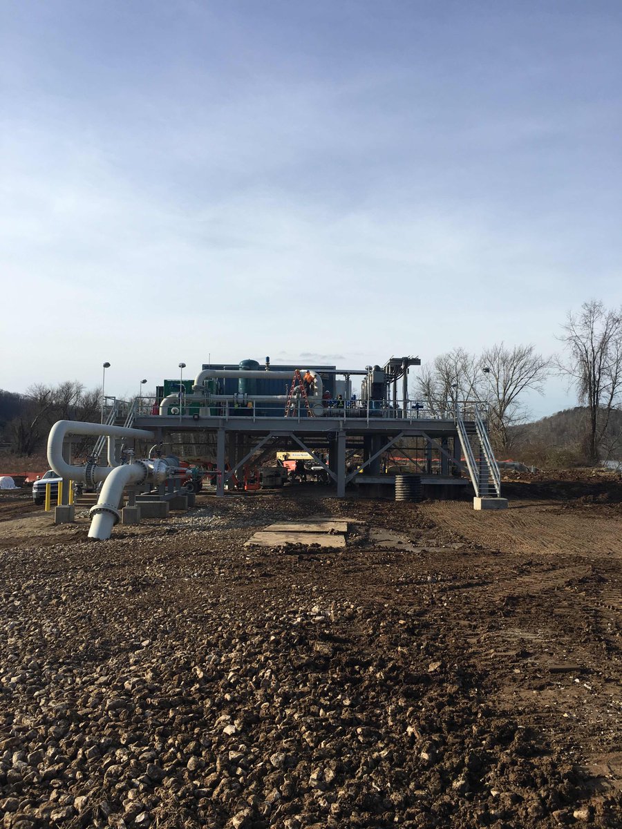 MascaroConst's tweet photo. After talking about brothers, let’s talk sisters specifically Sistersville, WV!  Mascaro constructed a freshwater withdrawal pumping station in Sistersville consisting of a 36-inch fused HDPE intake pipe, 4 vertical turbine pumps, chemical feed system &amp; electrical supply facility https://t.co/YGujb8fqZN