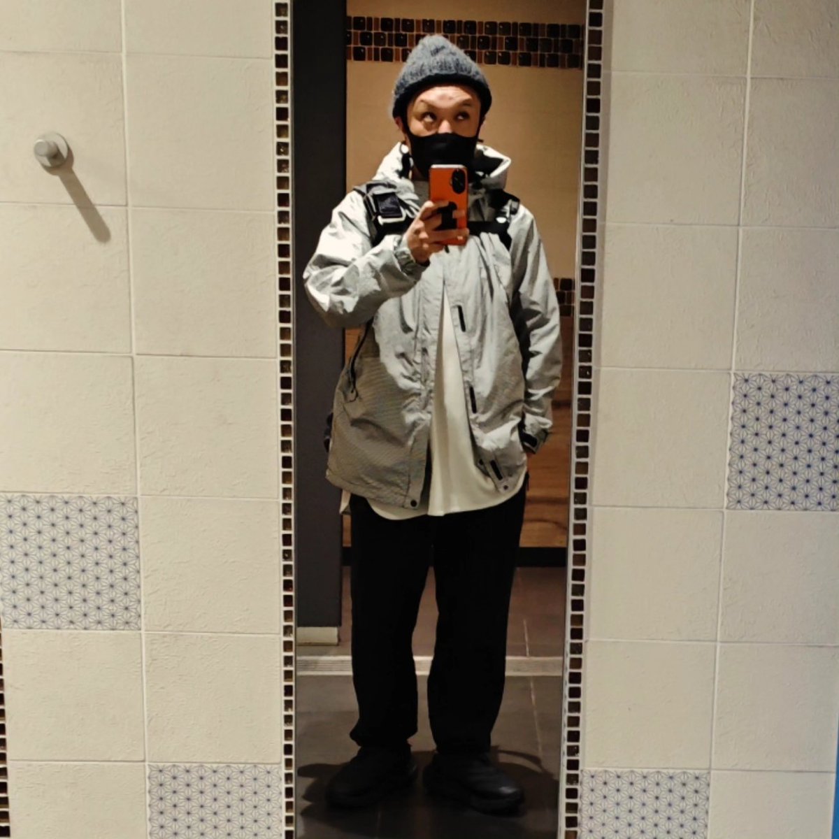 kusoyaro0812's tweet image. 今日のクツ野郎
おはようございます😃✨️
〜3連休明けはむ〜んな気持ち🌀編〜
cap : CA4LA
tops : THE NORTH FACE
inner : GU
pants : needles
shoes : HOKA

#tnf #hoka #古着 #古着好きな人と繋がりたい #スニーカー好きな人と繋がりたい