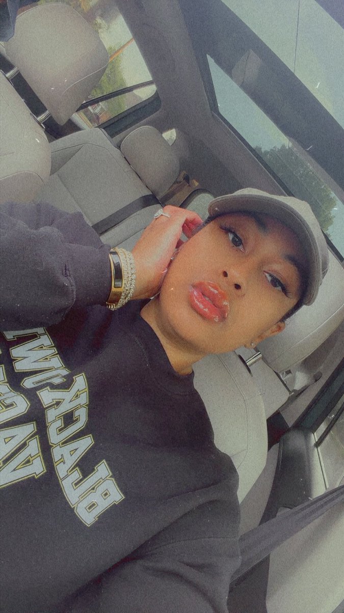 Taylor Marie 🇬🇾 tweet media