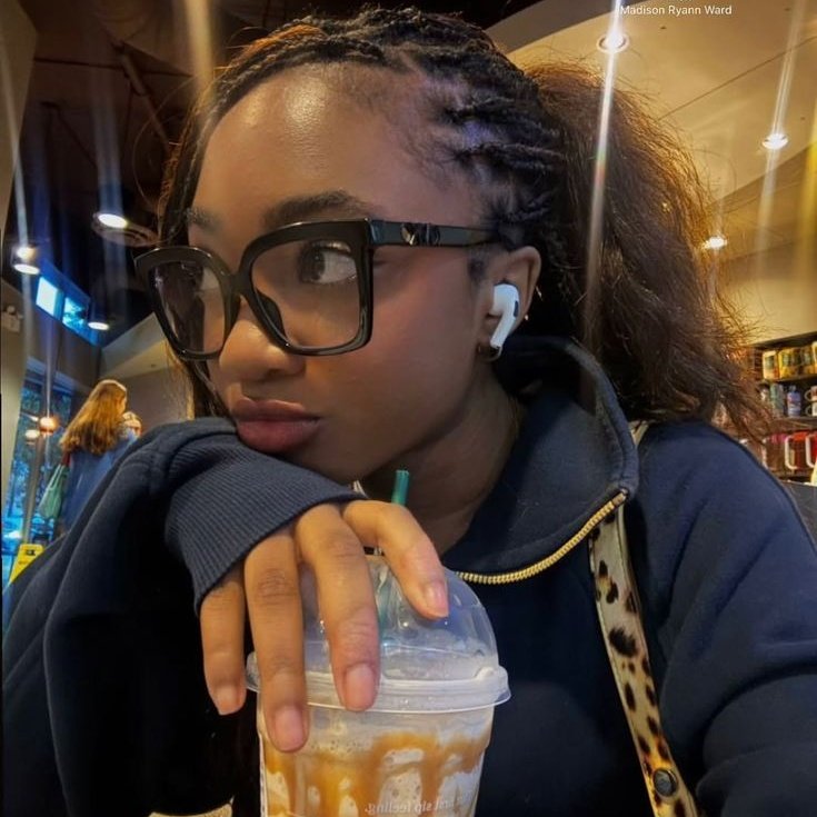 bibi 🐭 ౨ৎ tweet media