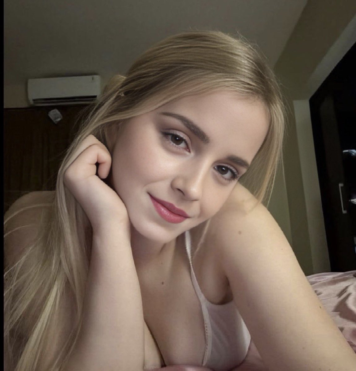 Emma watson tweet media