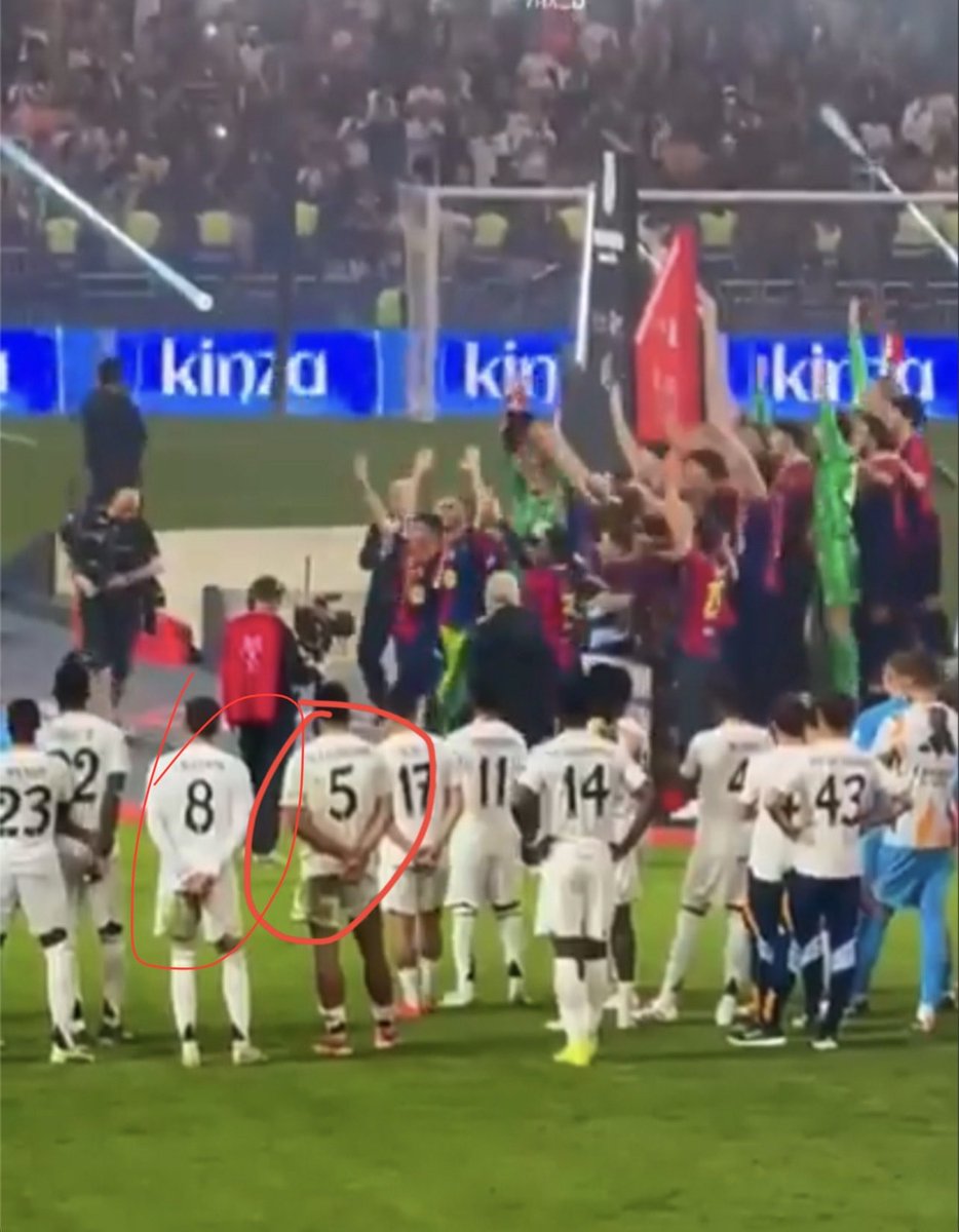 BARCELONA (the best club) tweet media