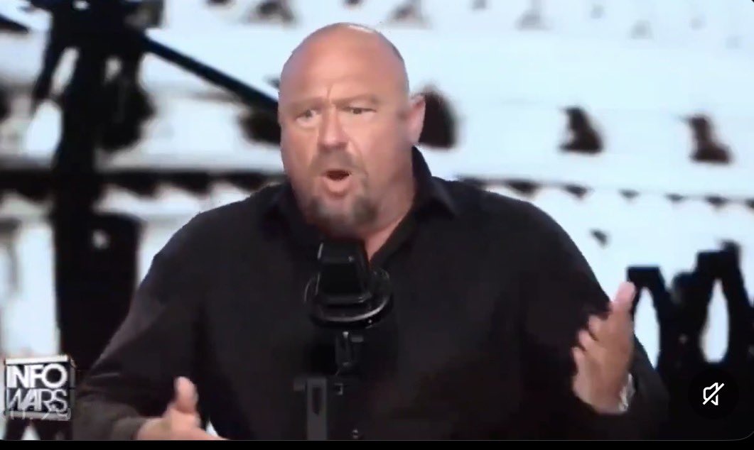 Johnny Midnight ⚡️ tweet media