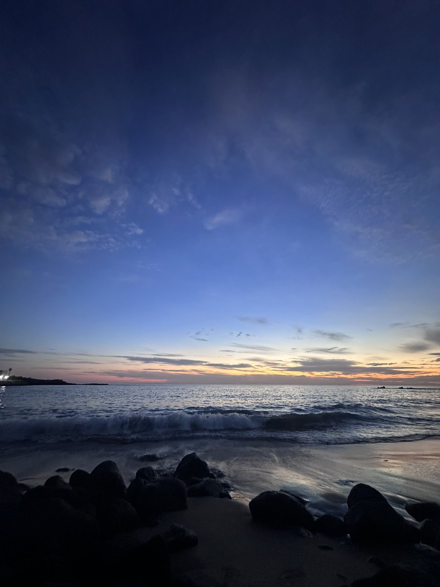 Amadou8fs's tweet photo. Blue Vibes 🌊 https://t.co/FOMVk3vFuI