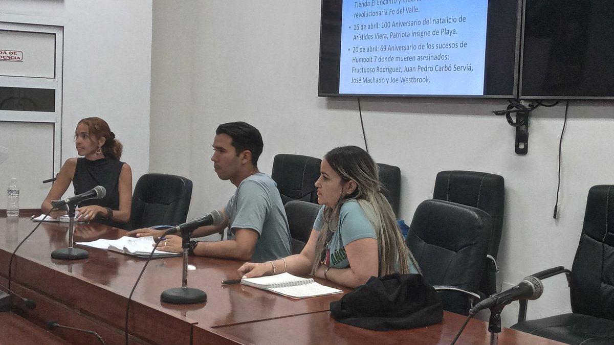 rpalmero1's tweet photo. Junto a nuestros principales líderes juveniles convocamos a participar en el acto por el 65 aniversario de la Declaración del Carácter Socialista de la Revolución Cubana. Nos vemos en la icónica esquina de 23 y 12. #CubaEstáFirme https://t.co/U4Su3IZYOI