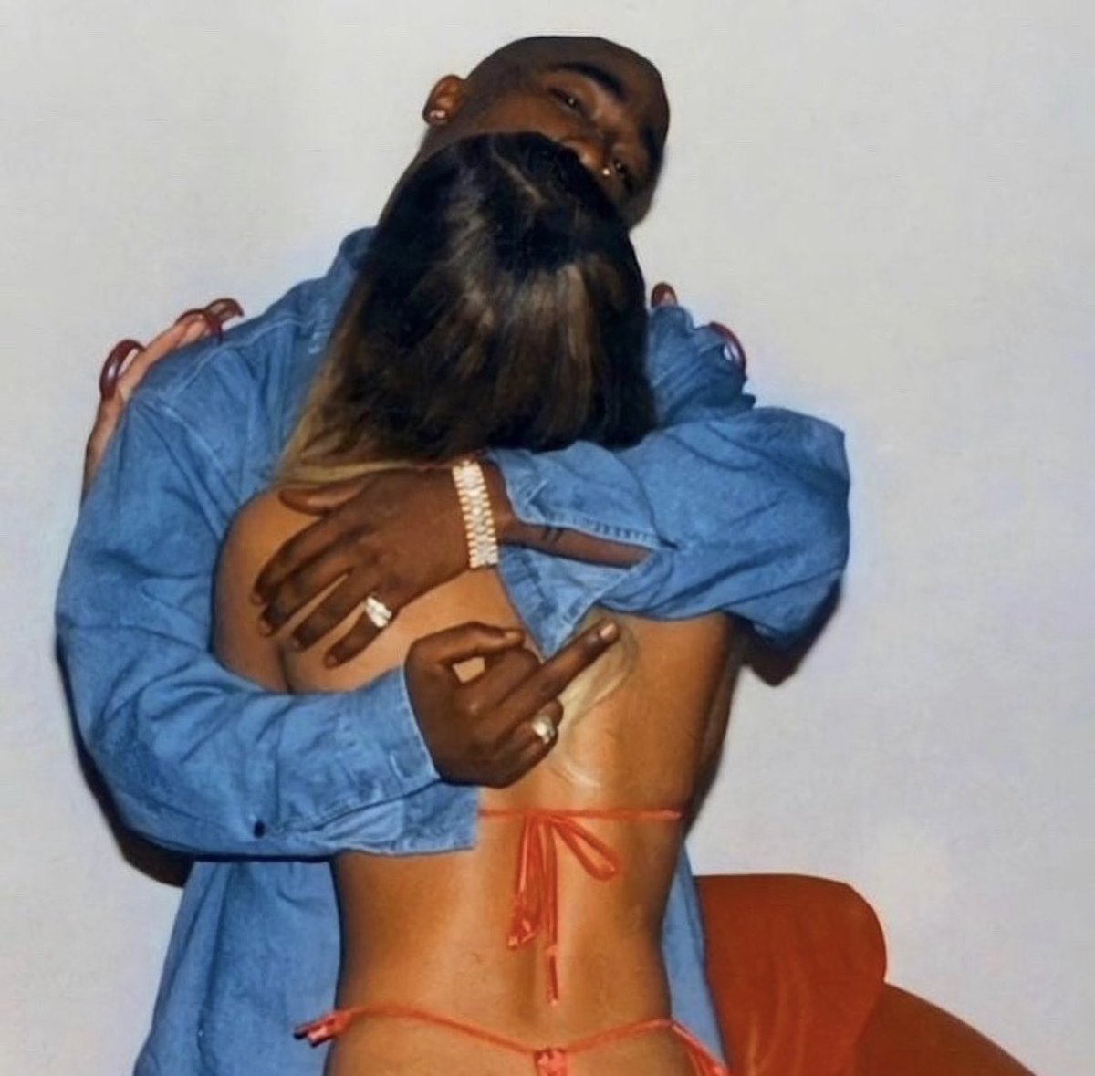 East’on tweet media