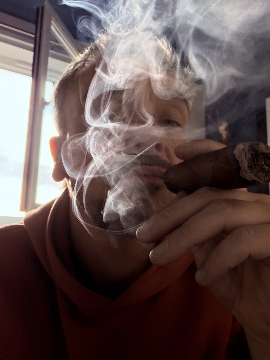 Asylum_13 tweet media