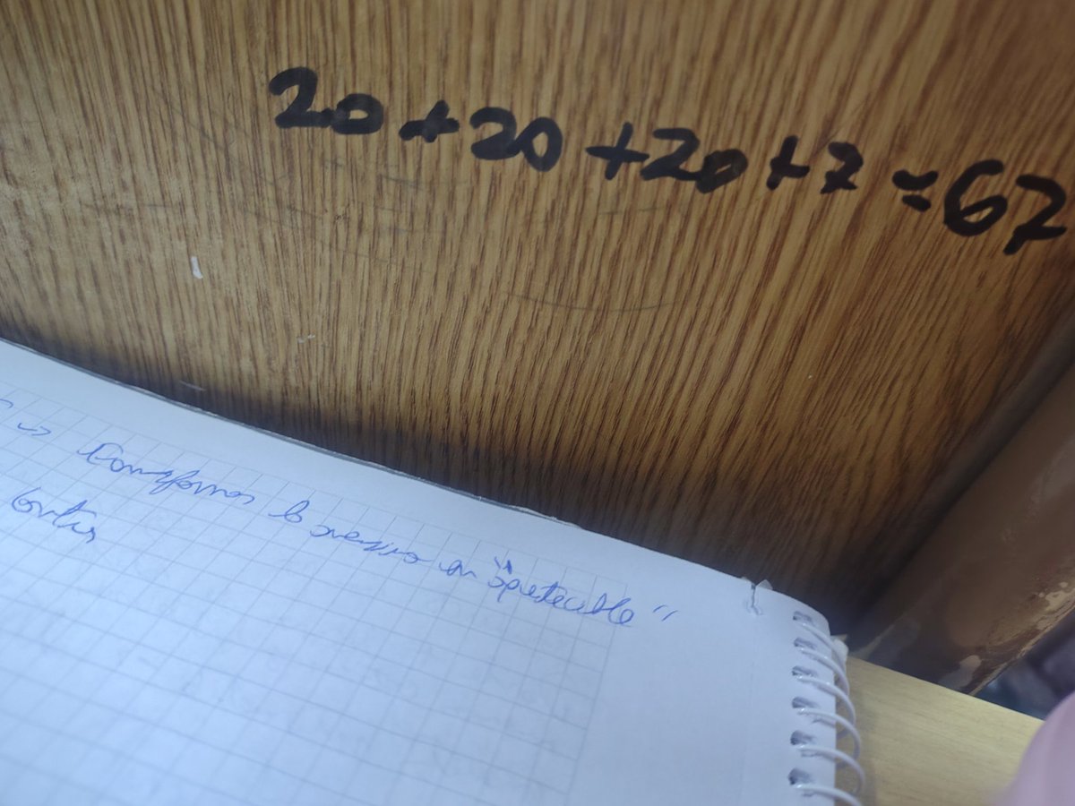 HistericPosting tweet media