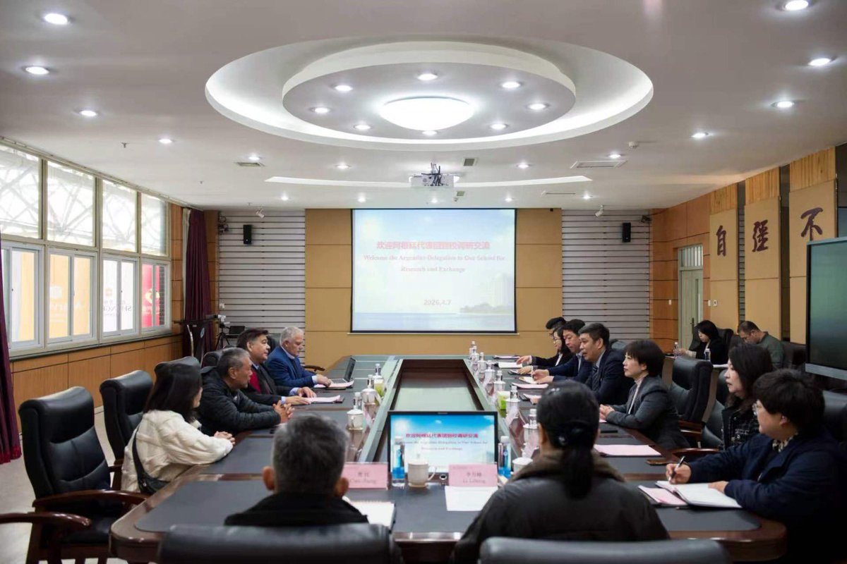 ishiiargentina's tweet photo. En el marco de nuestra visita oficial a la República Popular China, firmé un convenio con el Instituto Politécnico de Shenyang para sumar nuevas carreras al Polo Universitario de #JoséCPaz en áreas estratégicas como Tecnología Electrónica Automotriz, Comunicaciones Modernas, Vehículos de Nueva Energía e Inteligencia Artificial.

Estos acuerdos permitirán otorgar títulos universitarios con validez internacional y formar futuros profesionales en educación superior. En mi rol de vicepresidente de la Red Latinoamericana de Ciudades del Aprendizaje de @UNESCO, seguimos fortaleciendo la educación con propuestas de nivel global para nuestra comunidad.