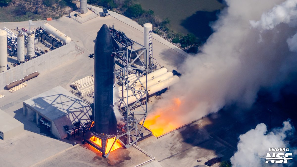 While flying over Starbase, Ship 39 completed a nearly 60-second six-engine static fire ahead of Flight 12. 
This might be my favorite shot I've taken from the air!

Check out Starship Update for all the latest news
youtube.com/watch?v=dgJKHf…

<a href="/NASASpaceflight/">NSF - NASASpaceflight.com</a>